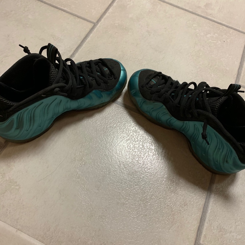 Nike foam posites electric blue